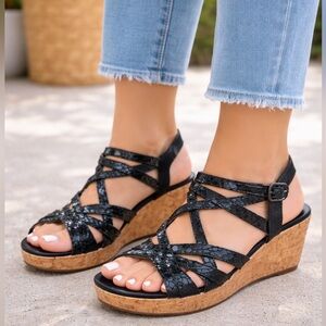Kelly&Katie Black Strappy Wedges